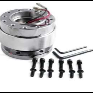 BASE PARA VOLANTE DESMONTABLE (QUITAPON) UNIVERSAL 6 TORNILLOS ALUMINIO PLATA PIEZA